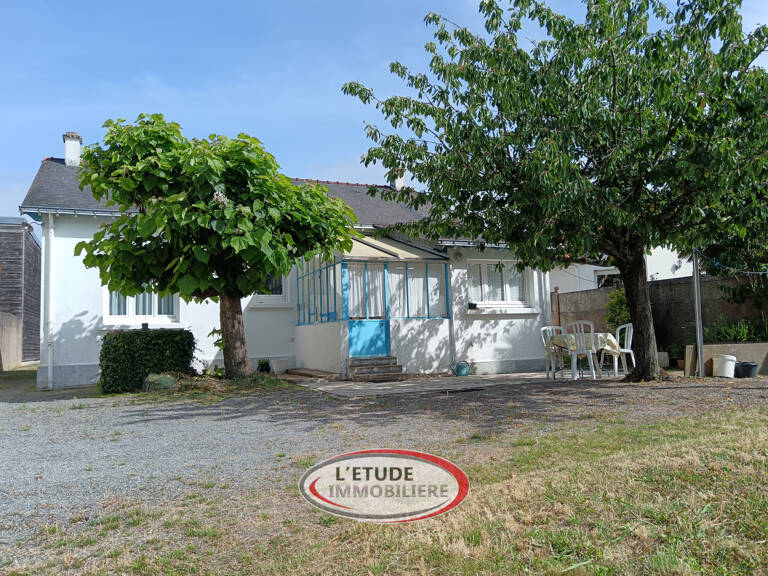 Sainte-Luce-sur Loire. Maison de plain-pied avec jardin, gar — photo 1