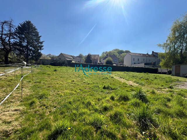 Terrain constructible 800m² Brueil en vexin — photo du bien