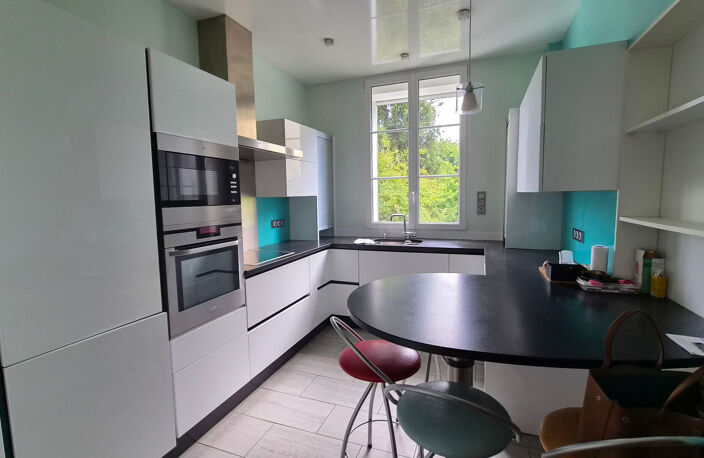 Maison de ville - 180 m² - TOURS — photo 4
