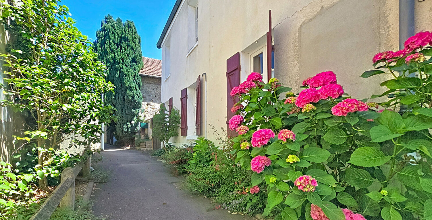 Maison de ville à rénover à Seugy - 5 pièces, 3 chambres, 195 000  — photo 1