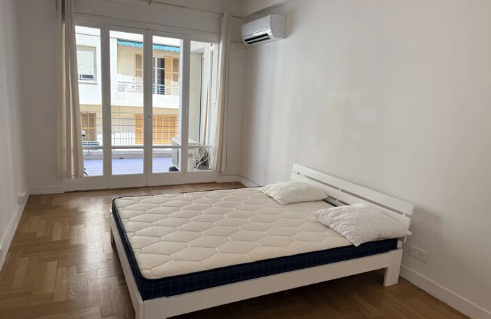 3 pièces + cave  NICE CENTRE  499 000 euros HAI — photo 3