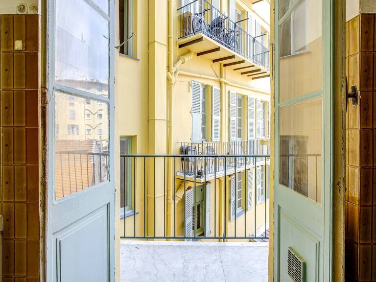 NICE LE PORT - 3 PIÈCES AVEC BALCON — photo 1