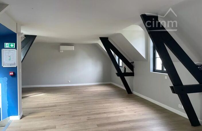 IMMEUBLE TOURS CENTRE 355M2 LOCAL PROFESSIONNEL — photo 5