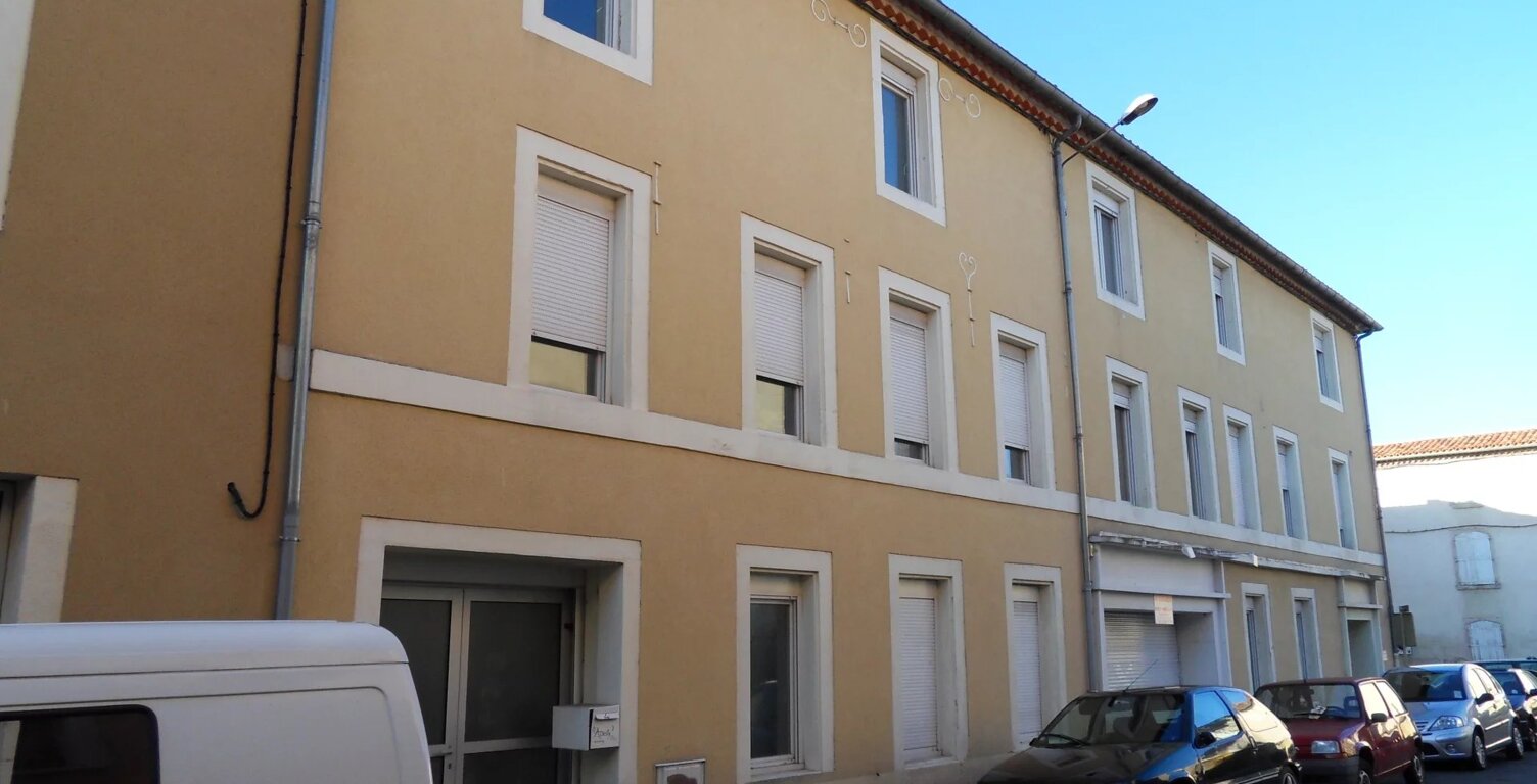 CASTRES PLACE SOULT LOCAL PROFESSIONNEL — photo 1