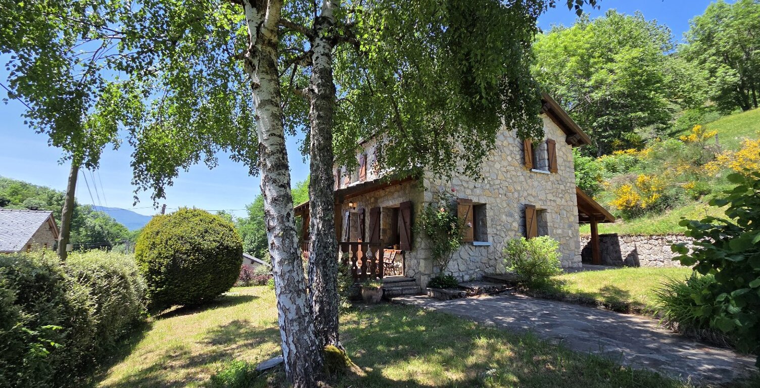 Vente maison 4 pièces 106 m² Ax-les-Thermes (09110) — photo 1