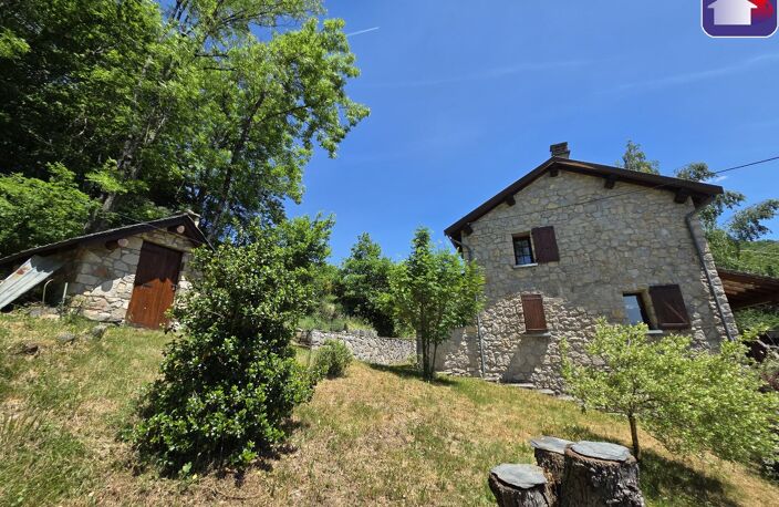 Vente maison 4 pièces 106 m² Ax-les-Thermes (09110) — photo 2