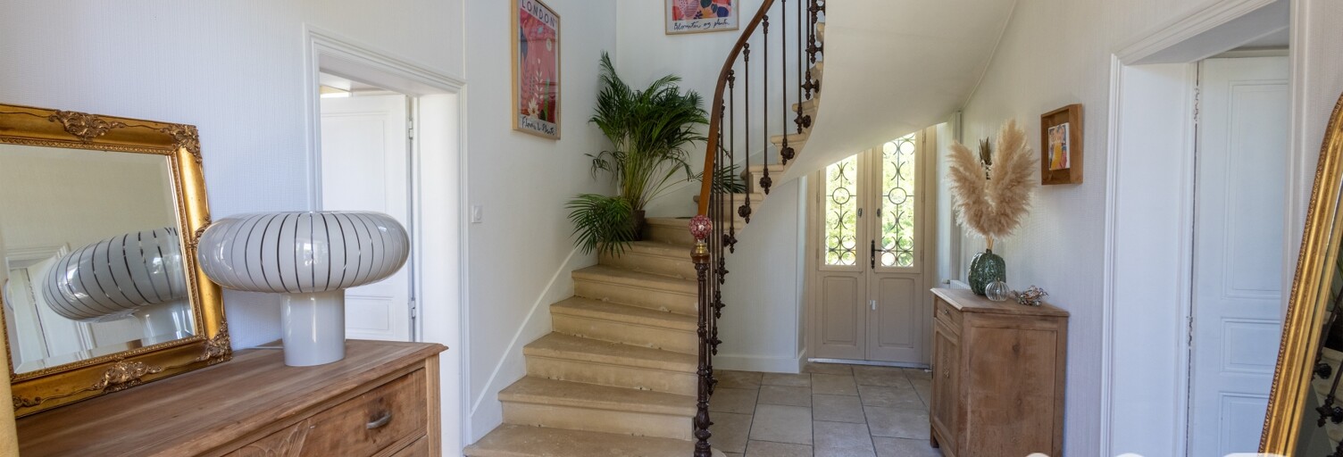 Maison 7 Pièces 195 m² à vendre à François (79260)