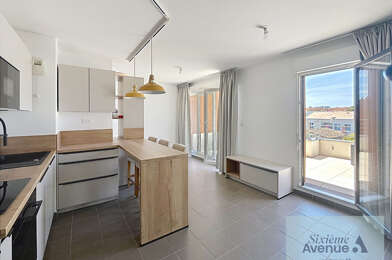 Appartement 3 pièces 242000 €