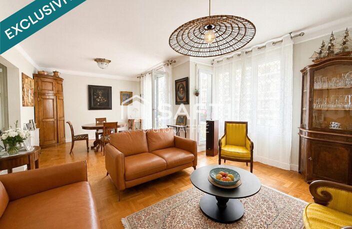 Paris 15e  Rue Saint-Charles, 3/4 pièces 72m² — photo 2