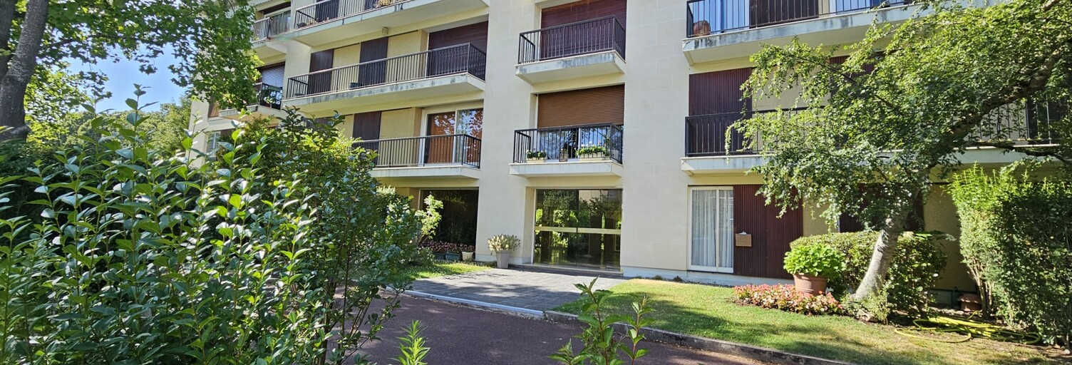 Appartement 5 Pièces 103 m² à vendre à Saint-Germain-en-Laye (78100)