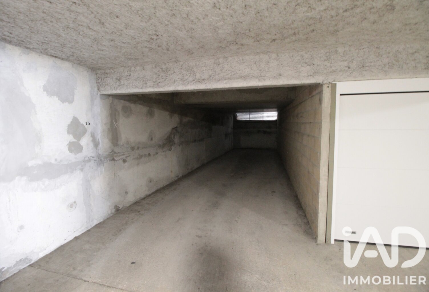 Vente Parking 31 m&sup2; — photo 1