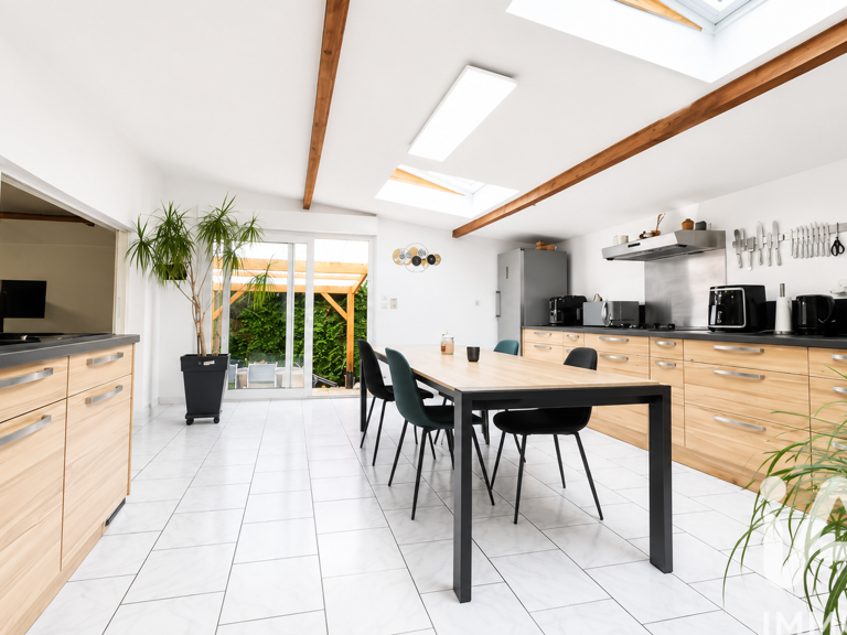 Vente Maison de ville 5 pièces — photo 1