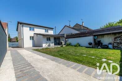 Maison 6 pièces 379000 €
