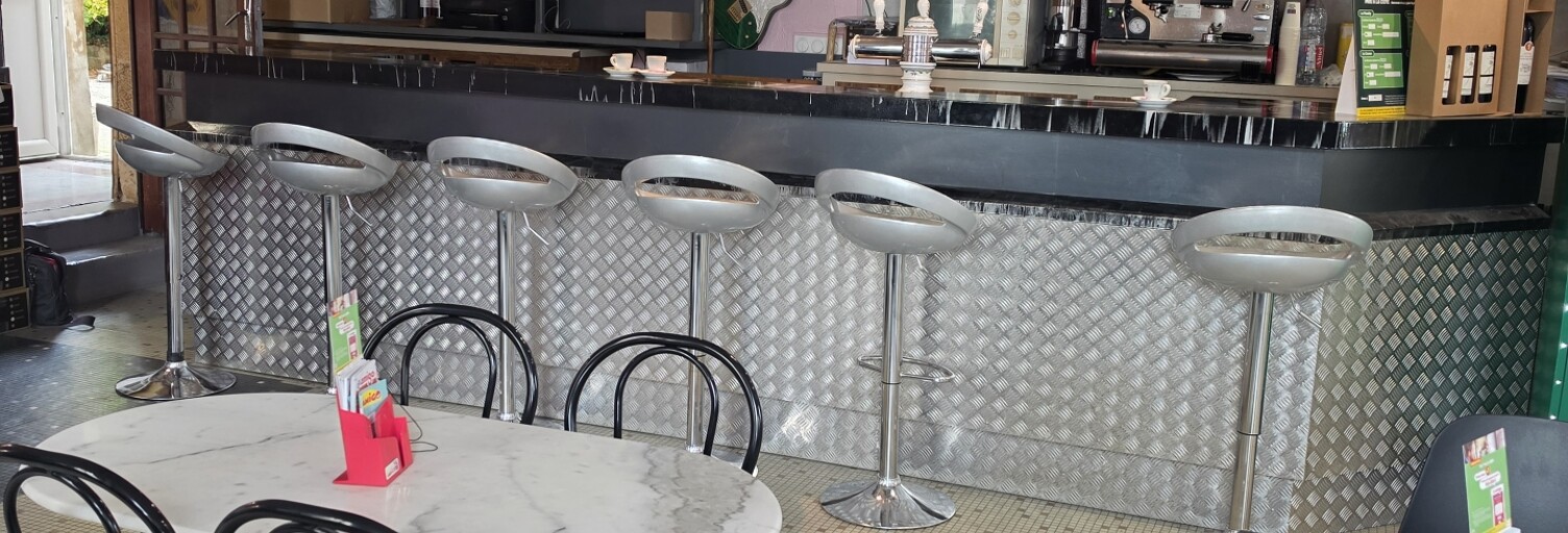 Commerce  355 m² à vendre à Verneuil (51700)