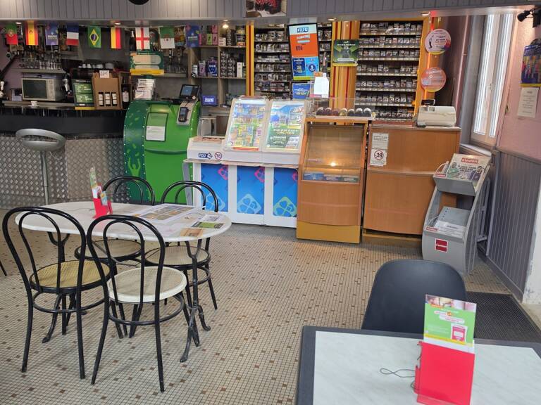 Vente Bar, Brasserie, Tabac 260 m&sup2; — photo 1