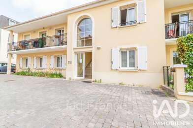 Appartement 4 pièces 275000 €