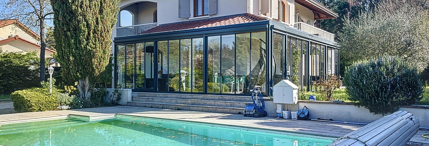 Maison 6 Pièces 210 m² à vendre à Montagny (69700)