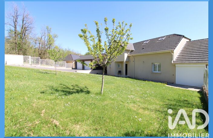 Vente Maison traditionnelle 7 pièces — photo 2