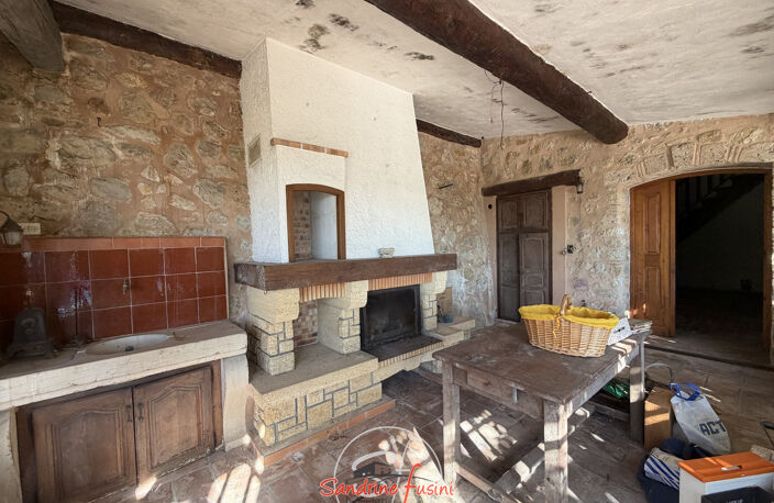 A VENDRE - CARROS VILLAGE : Maison ancienne de type 3 pièces — photo 4