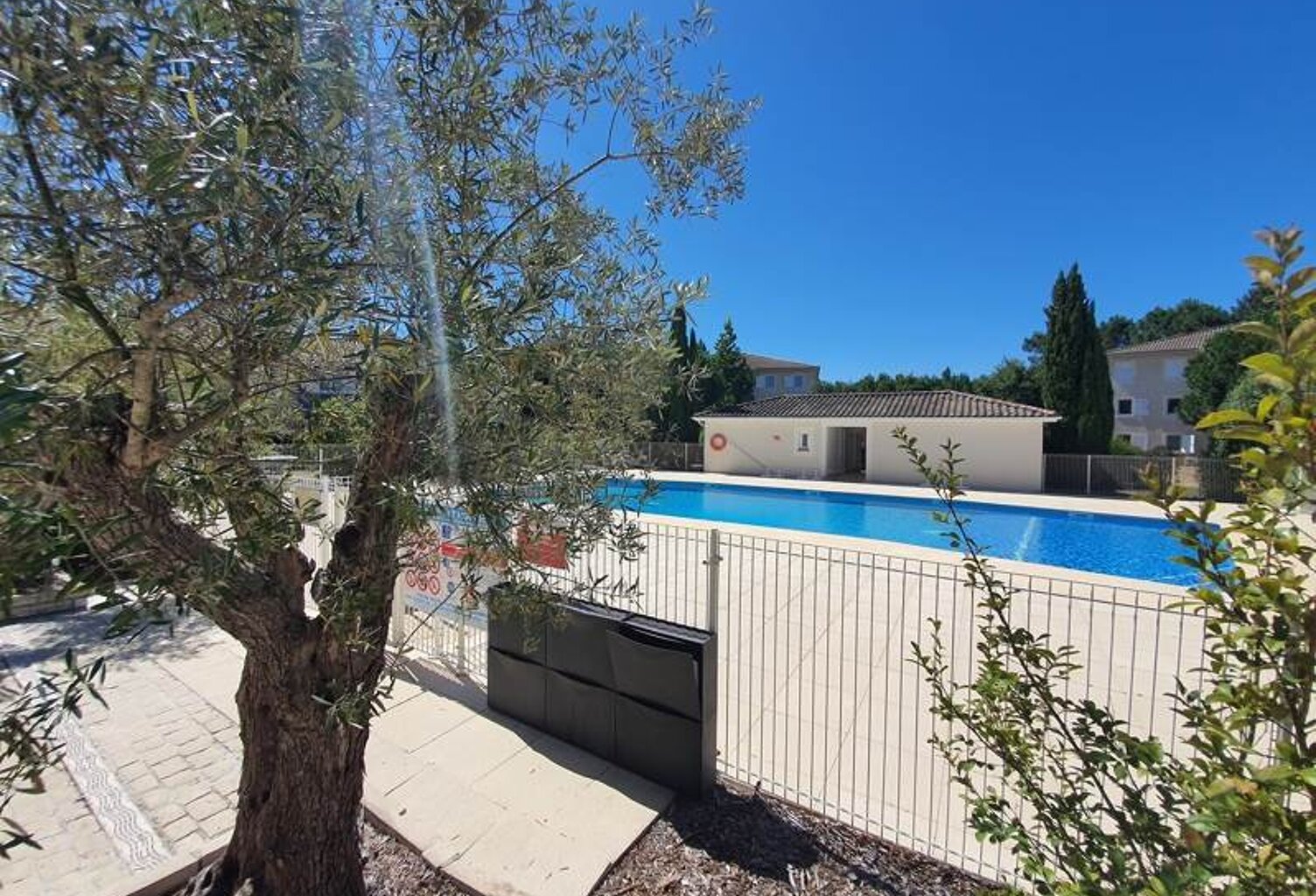 Duplex de 2 pièces principales — photo 1