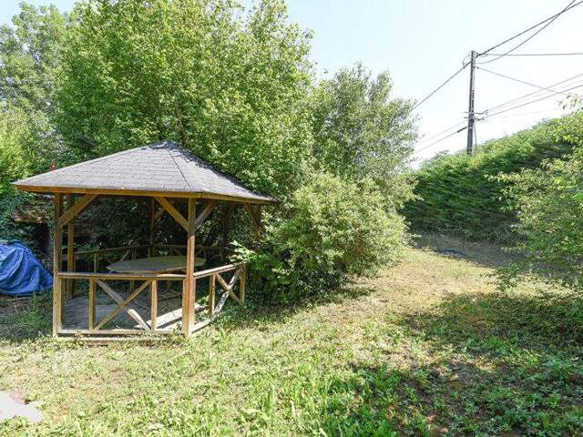 Pavillon de 5 pièces principales — photo du bien