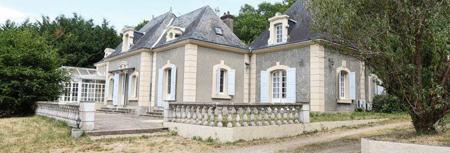 Maison 8 Pièces 264 m² à vendre à Cour-Cheverny (41700)