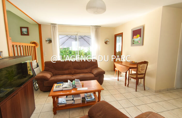 650 m PLAGE DE NAUZAN — photo 2
