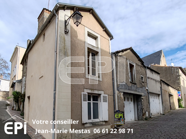 Centre historique, à 2 pas du château, maison de ville d'envir — photo du bien