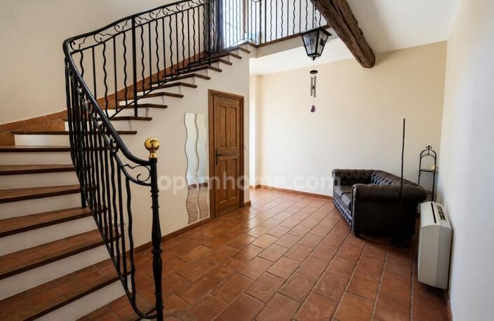 A Vendre Maison 237 m² double habitation possible et terrain arboré MEZEL (04) — photo 4