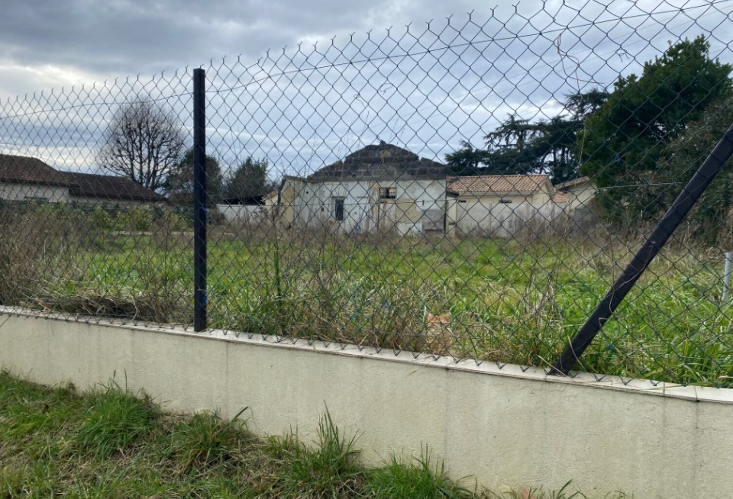 Terrain à bâtir à Daignac (33420) — photo 1