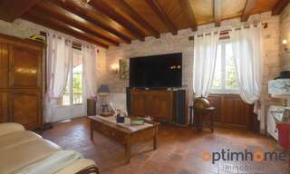Maison 6 Pièces 174 m² à vendre à Mazerolles (16310)