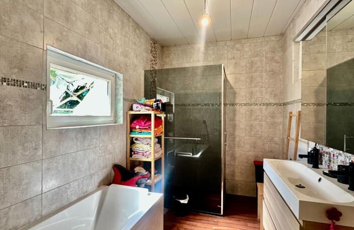 Secteur Haut langoiran – Charmante maison en pierre de plain-pied avec jardin — photo 4