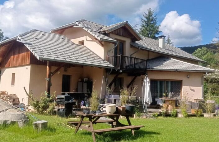 Villa de Prestige à Vendre – 8 pièces - Seyne-les-Alpes, Proximité des Pistes de ski - Digne Les Bains ! — photo 2