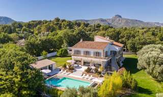 Maison 8 Pièces 300 m² à vendre à Aubagne (13400)