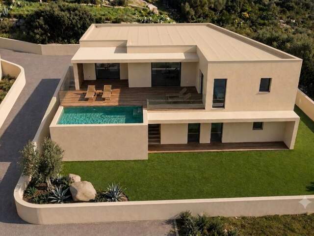 Villa d'exception sur les hauteurs de Furiani — photo du bien