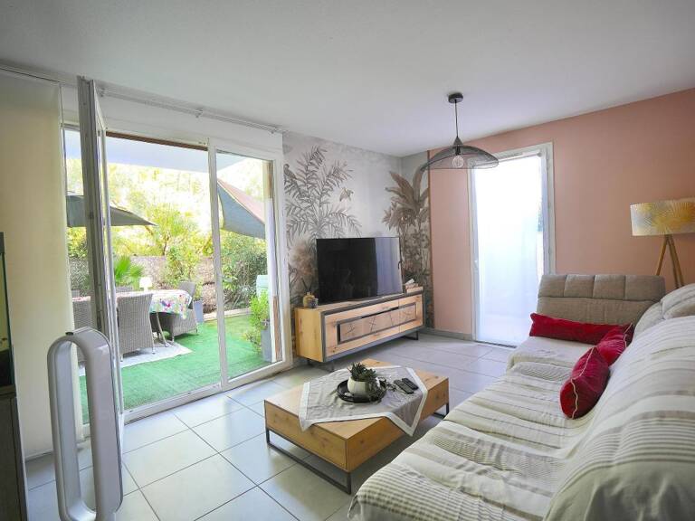 Appartement À Vendre T3 en rez de jardin - TOULON OUEST "CHATEAUVALLON" — photo 1