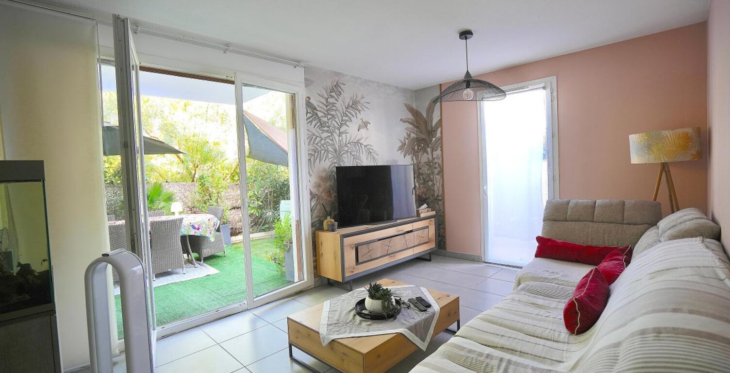 Appartement À Vendre T3 en rez de jardin - TOULON OUEST "CHATEAUVALLON" — photo 1