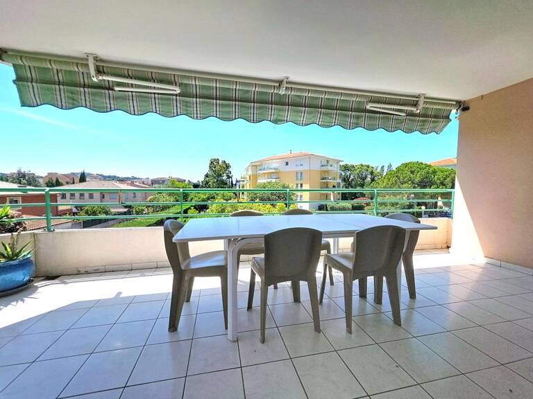 Appartement À Vendre — photo 1