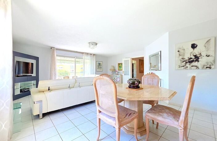 Appartement À Vendre — photo 3