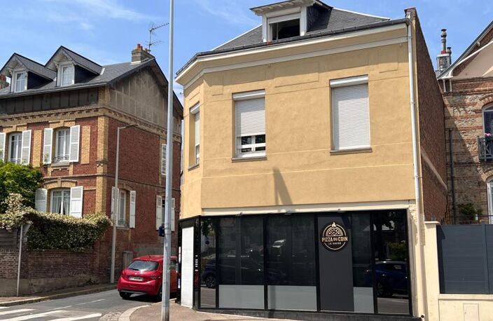 IMMEUBLE de Rapport à SANVIC À Vendre — photo 4