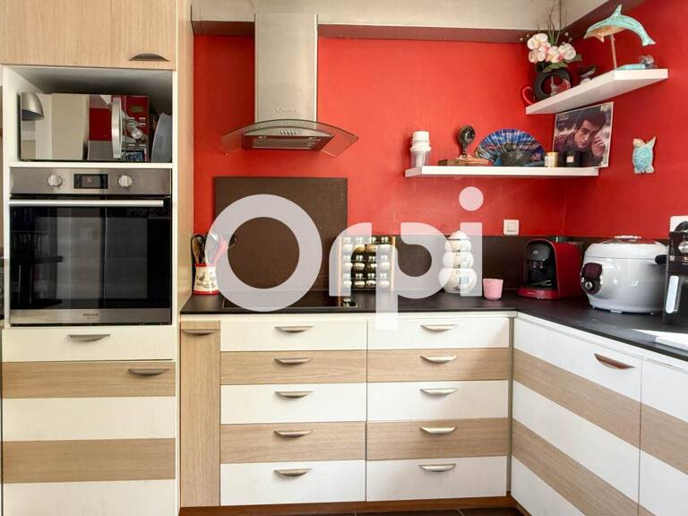 Appartement T3 bis avec balcon et garage — photo 1