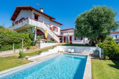 Maison 7 pièces 682500 €