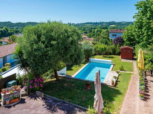 Propriété À Vendre URCUIT — photo du bien