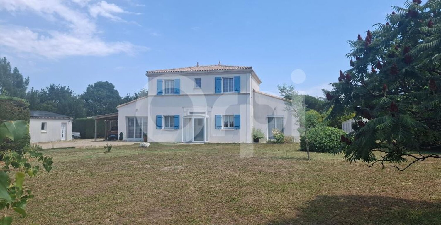 CORME-ECLUSE - Maison 157m² - Piscine — photo 1
