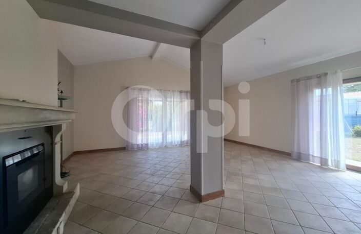 CORME-ECLUSE - Maison 157m² - Piscine — photo 4