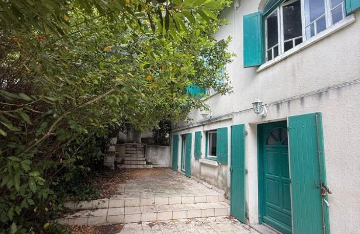 Villa ancienne avec beaucoup de cachet plages à pied 5 pièces — photo 3