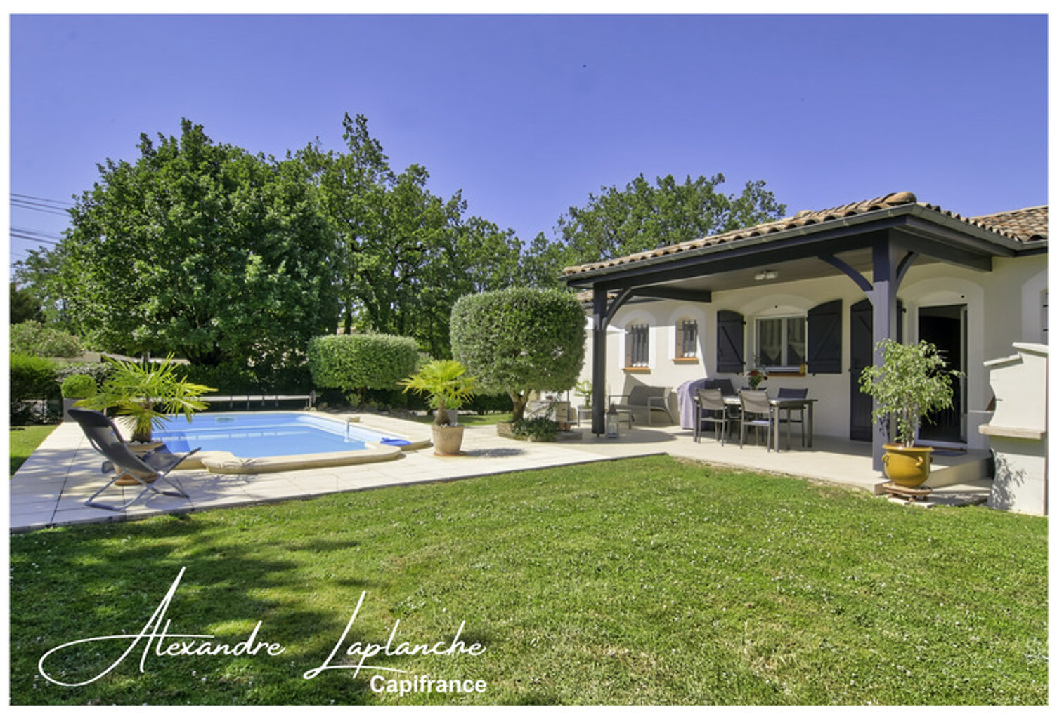 Dpt Tarn et Garonne (82), Maison de plain-pied parfaitement entretenue, au calme, avec piscine, garage et commerces accessibles à pied, à SAINT ETIENNE DE TULMONT — photo 1