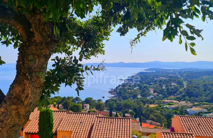 Maison à vendre 3 pièces SAINT RAPHAEL (83), vue mer extraordinaire — photo 4