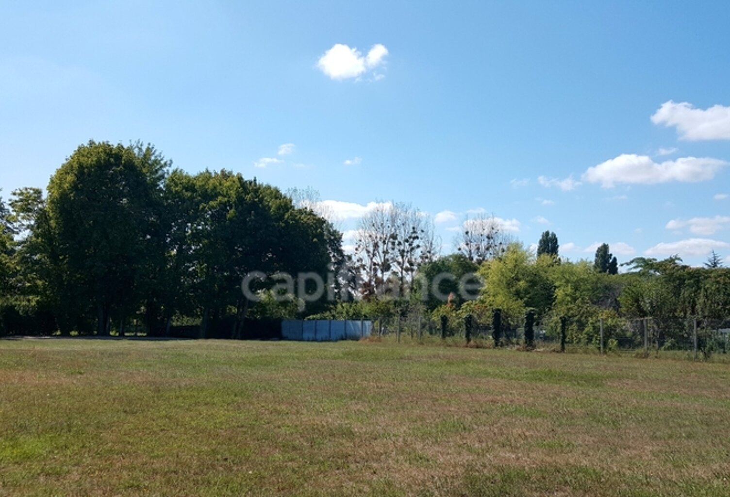 Noyers-sur-Cher (Loir-et-Cher), à vendre TERRAIN A BATIR de 1800 m² — photo 1