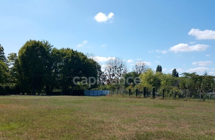 Noyers-sur-Cher (Loir-et-Cher), à vendre TERRAIN A BATIR de 1800 m² — photo 3